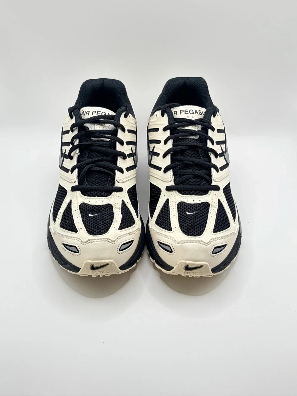 Nike Air Pegasus 2005 Black and Cream Athletic Trainers